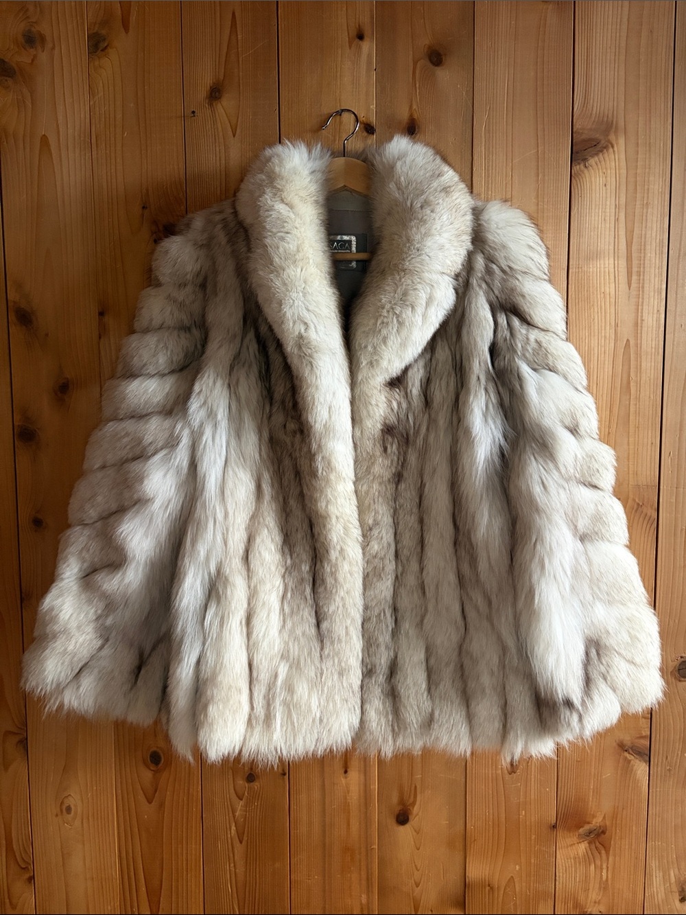 Saga Furs Blue Fox Cream fur coat- size M